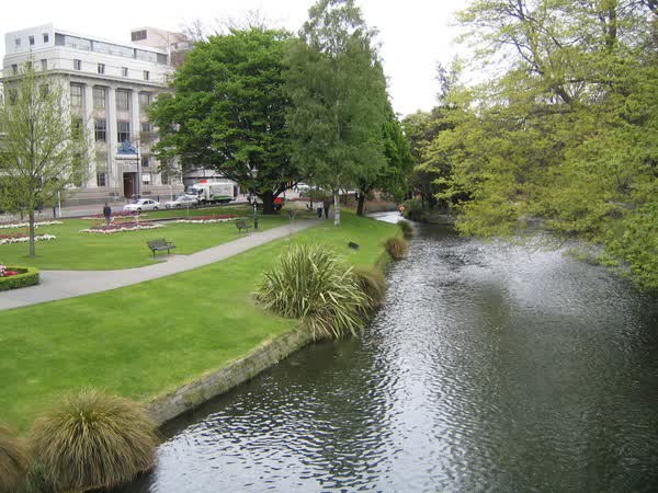Public Trust Building on Oxford Terrace, 2004