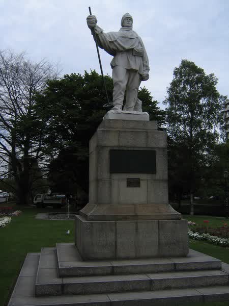 Statue of Robert Falcon Scott, 2004