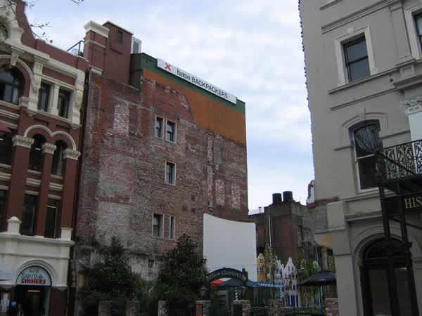 Warner's Biergarten, 2004