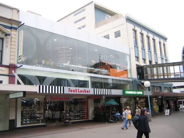 The Crossing and the shops of Cashel Street, 2004