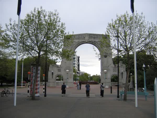Bridge of Remembrance, 2004