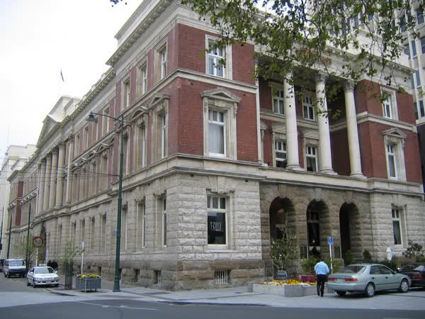 Government Buildings, Worcester Street, 2004