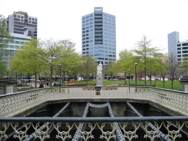 Victoria Square across Hamish Hay Bridge, 2004