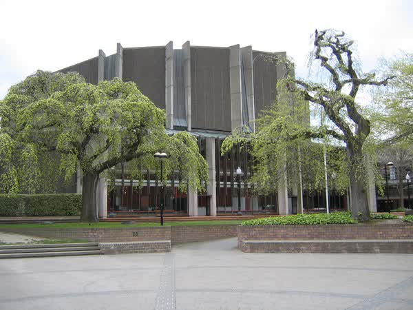 Christchurch Town Hall, 2004