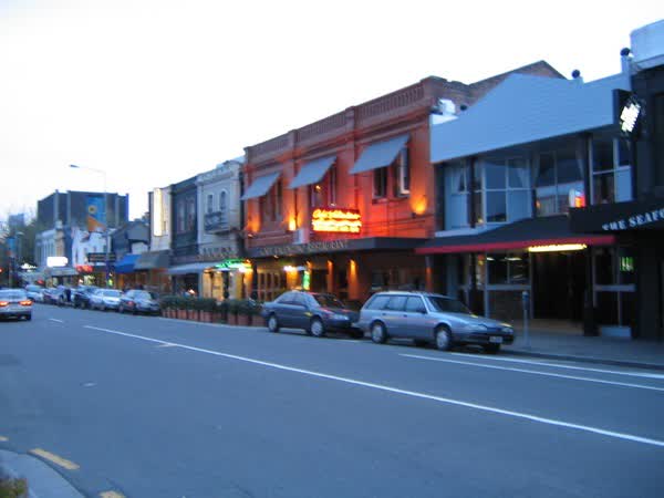 Café Valentino restaurant and bar, 2004