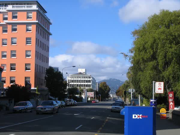 St Elmo Courts and Scales House on Montreal Street, 2005