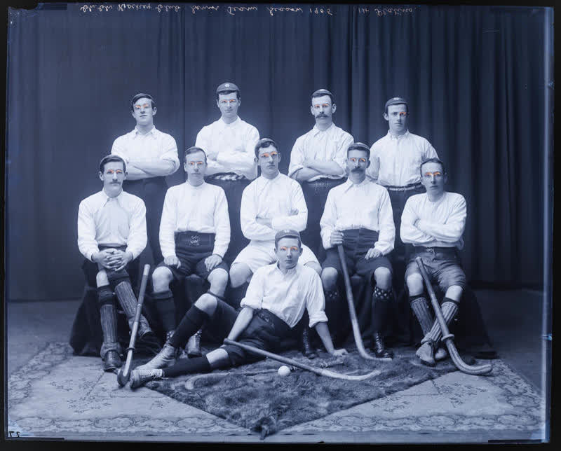 Glass Plate Negative: Ten men, 1905