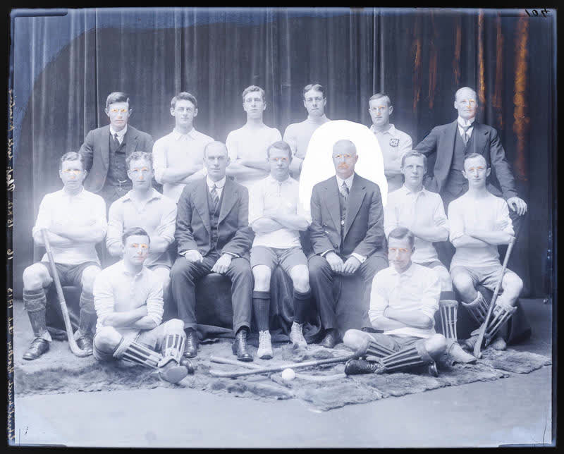 Glass Plate Negative: Fifteen men, 1913