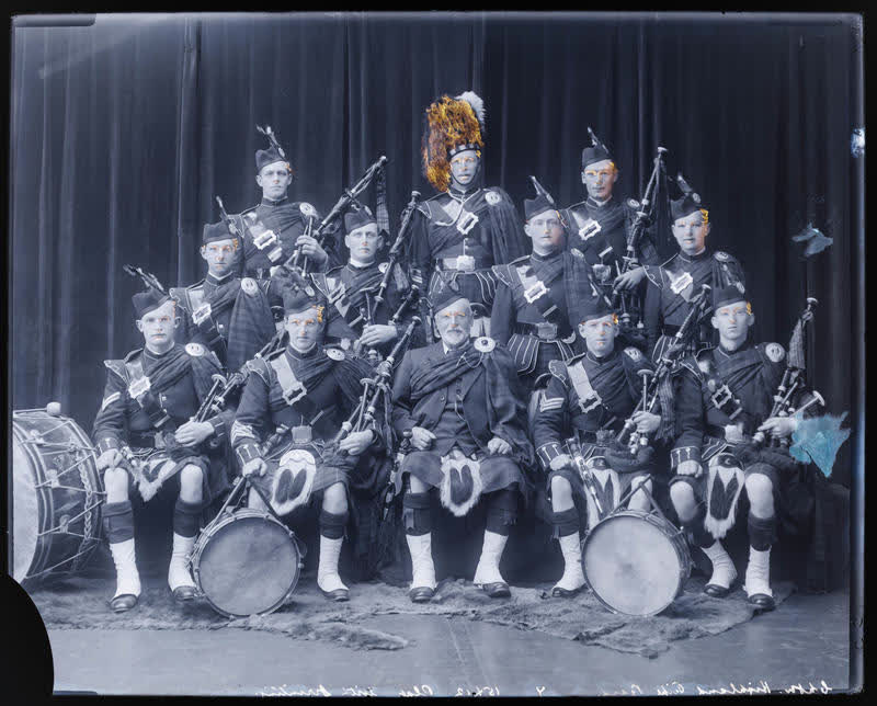 Glass Plate Negative: Twelve men, 1917