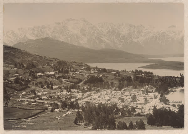 Queenstown and Lake Wakaitpu, 1880