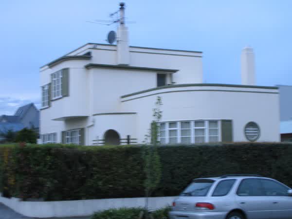 Art deco house, 2004