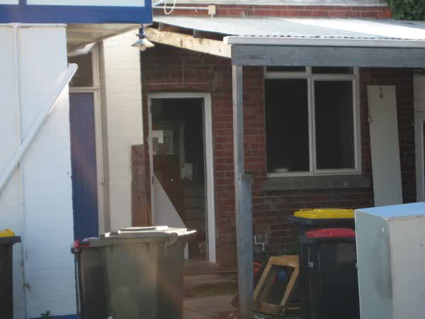 Back entrance of the Beckenham shops, 2009