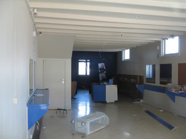 Vacant Scissortrix building, 2009