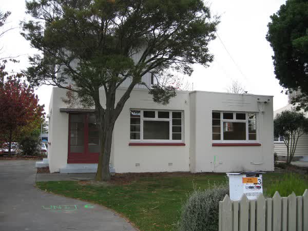 Art deco home, 2007