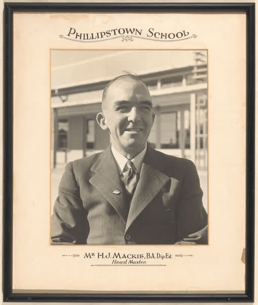 H. J. Mackie, 1940