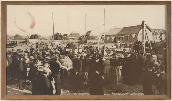 Foundation stone at Phillipstown School, 1921