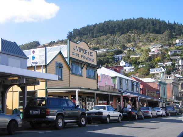 The shops of London Street, Lyttelton, 2005