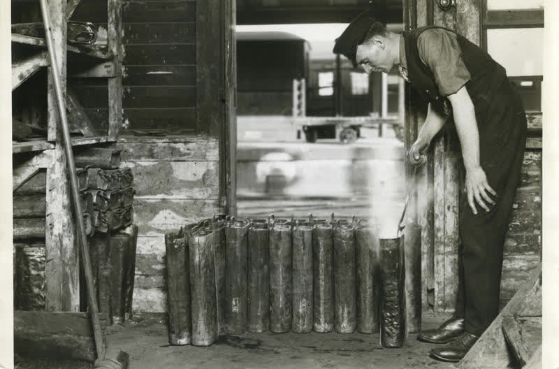 Photograph: Footwarmers at Christchurch Railway Station, 1931