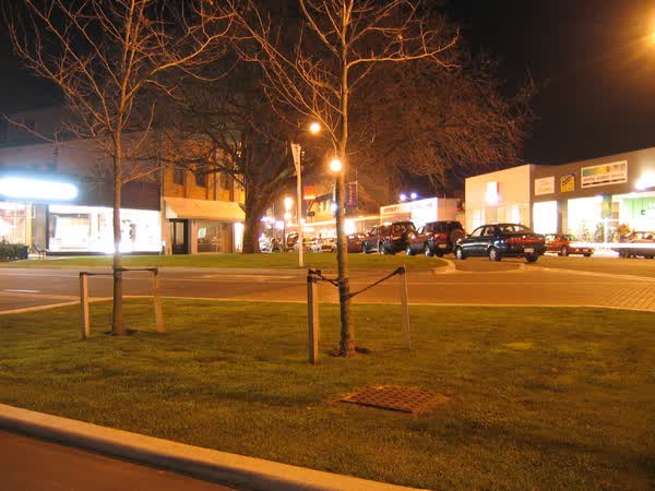 Victoria Street at night, 2005