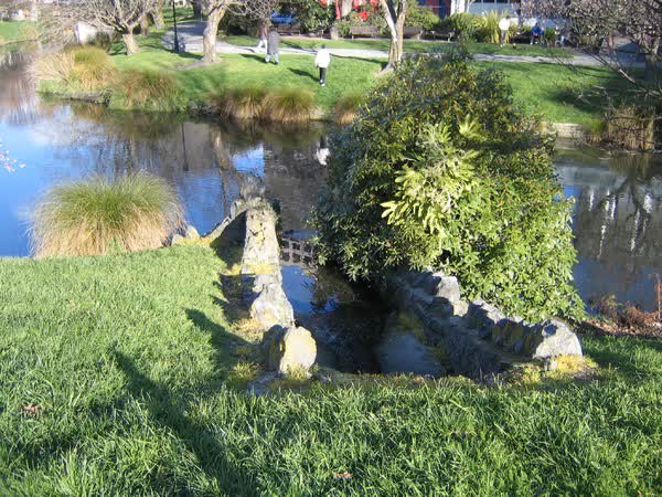 Stonework drain opening into Avon River, 2005