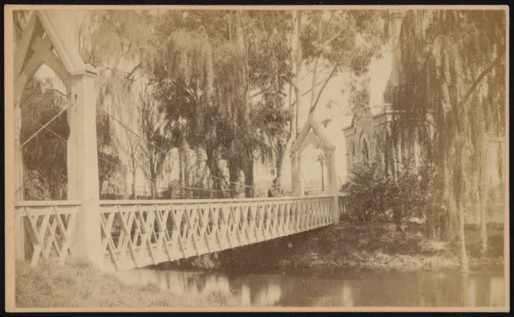 Gloucester Street footbridge, Christchurch, 1870