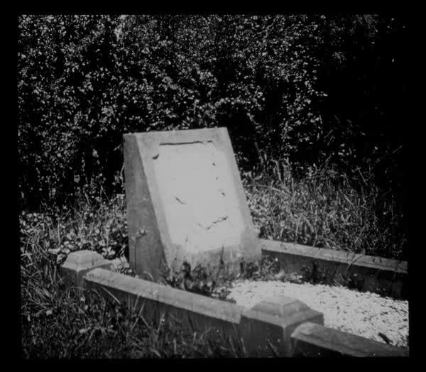 Grave at Barbaodes Street Cemetery, 1945