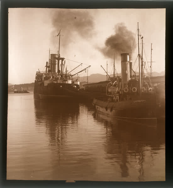 Lyttelton tugboat in harbour, 1920
