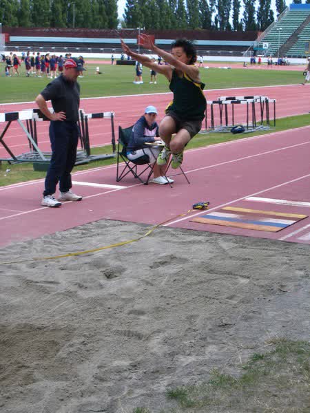 School long jump at QE2 Stadium, 2005