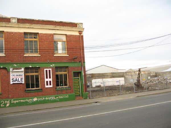 CRC Salvage and a vacant section, 2009