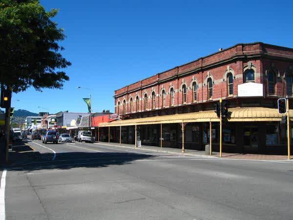 Colombo Street streetscape, Sydenham, 2008